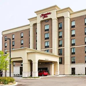 Hotel Hampton By Hilton Airport